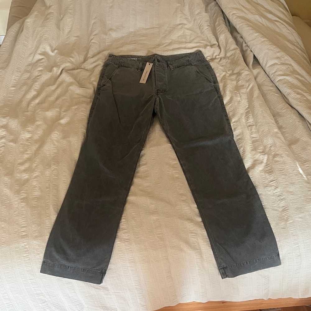 Men's SKU Hollywood Chino NWT